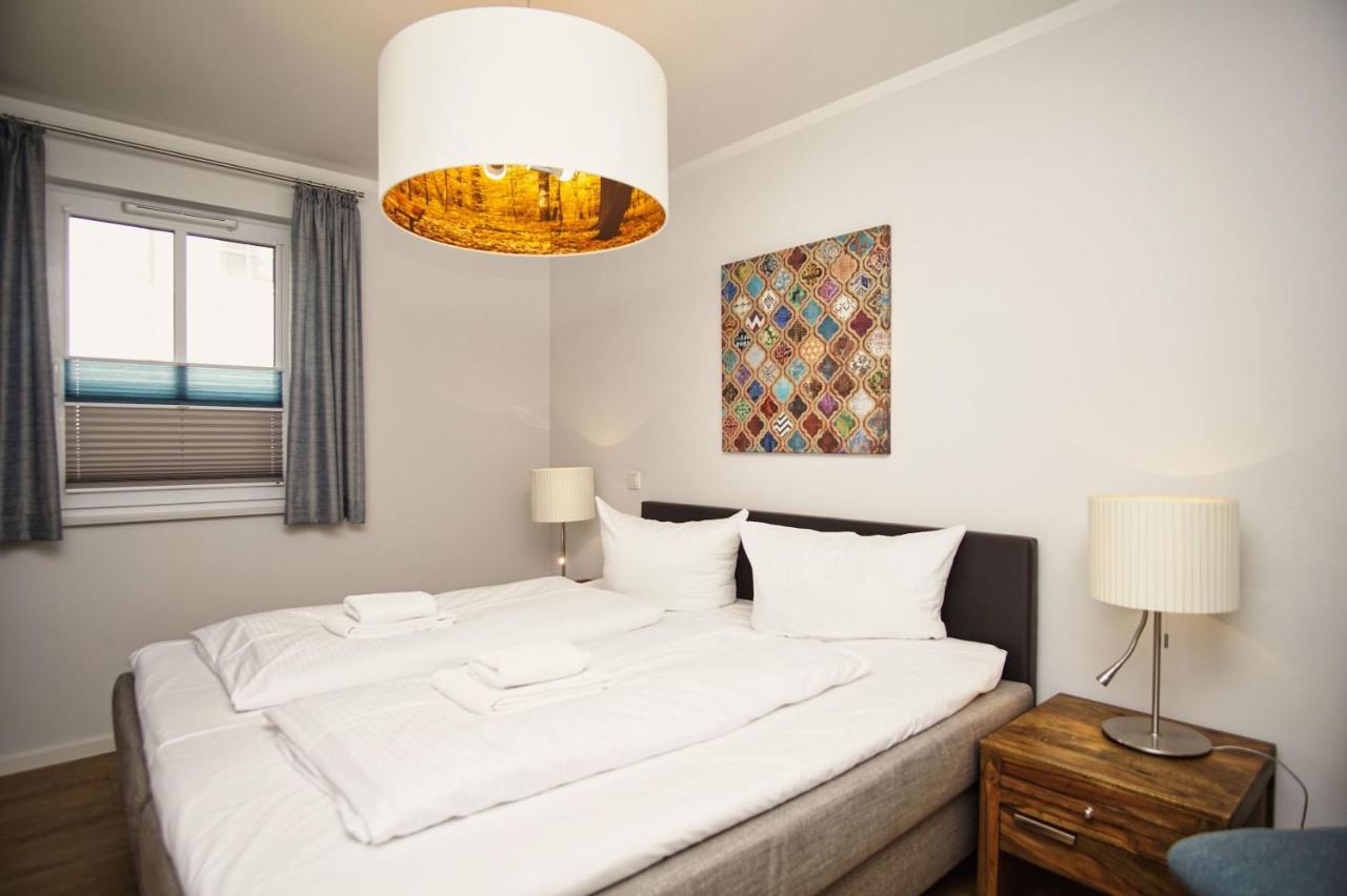 Zentrale Fewo Mit Terrasse, Gratis Nutzung Vom Ahoi Erlebnisbad Und Sauna In Sellin - Villa Anni Fewo 02 奥斯特巴德·哥伦 外观 照片