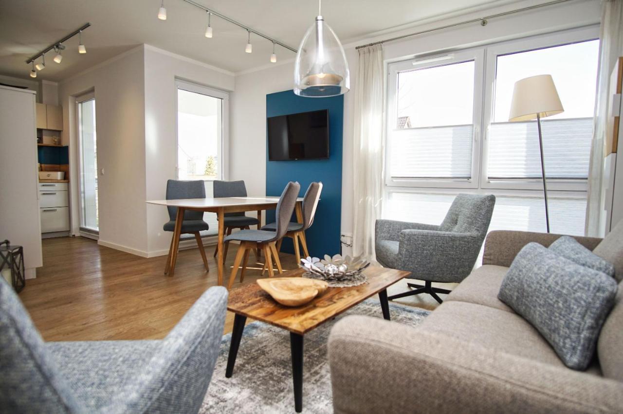 Zentrale Fewo Mit Terrasse, Gratis Nutzung Vom Ahoi Erlebnisbad Und Sauna In Sellin - Villa Anni Fewo 02 奥斯特巴德·哥伦 外观 照片